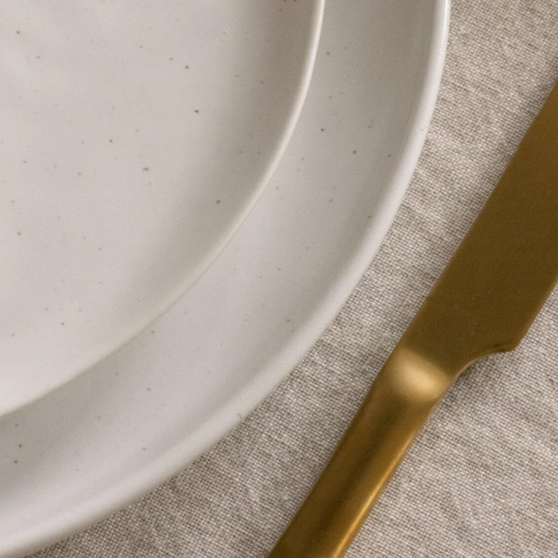 Dinner Plates - Image 13